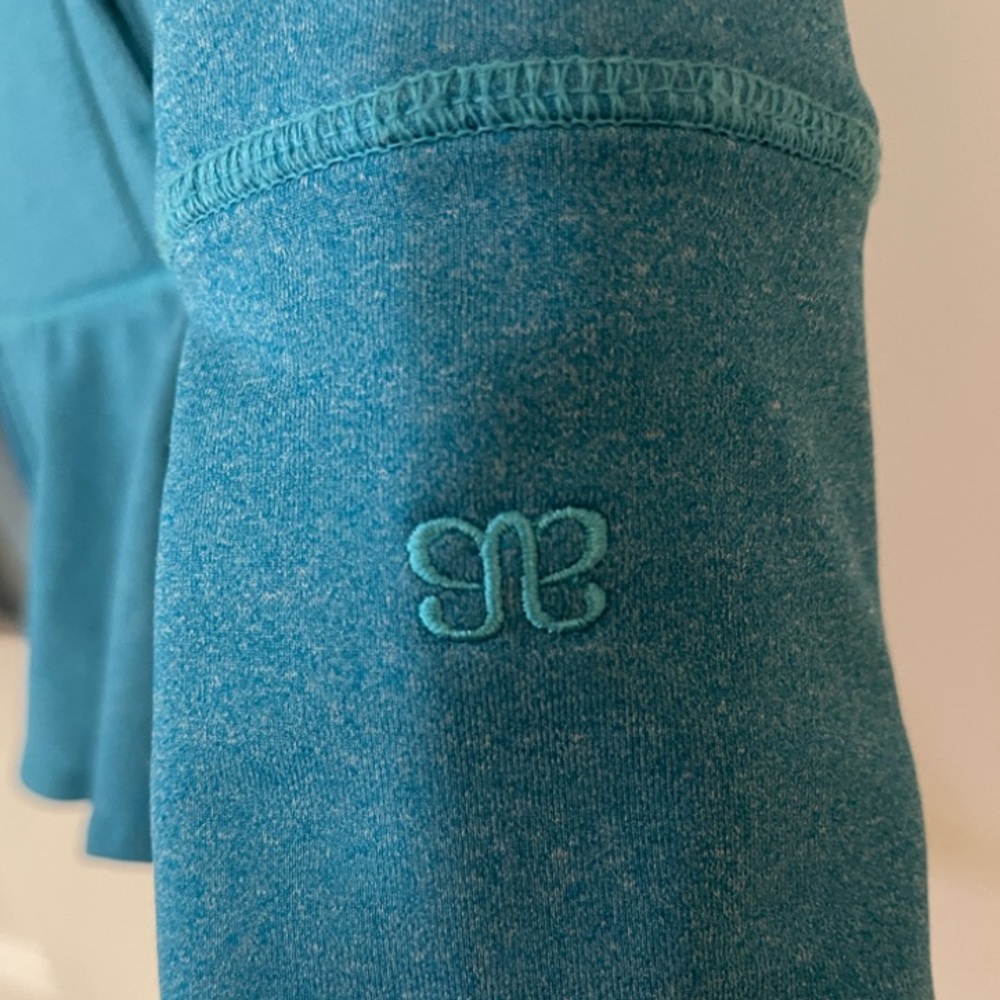 Albion Fit Ruffle Athletic Jacket - Picture 4 of 4